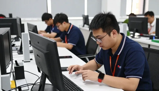 从学校与医院应用看技术开发未来发展方向